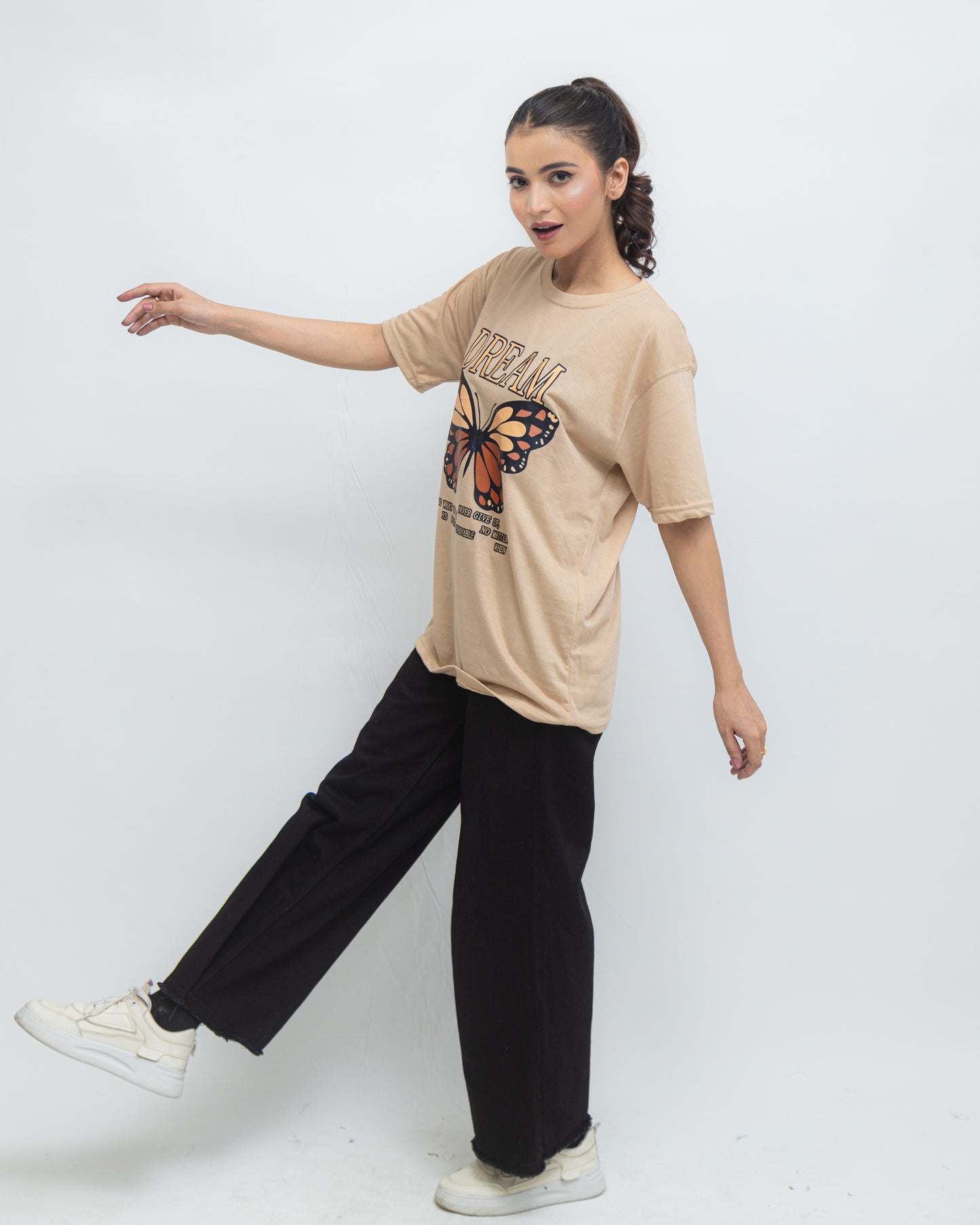 Dream Butterfly Over Size Tee