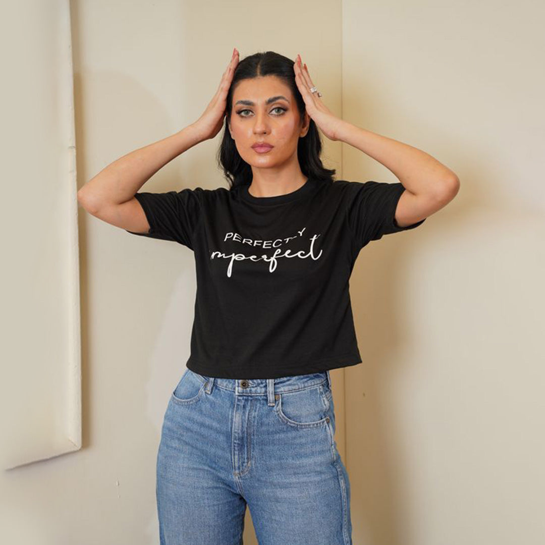 Black Slogan Croptop